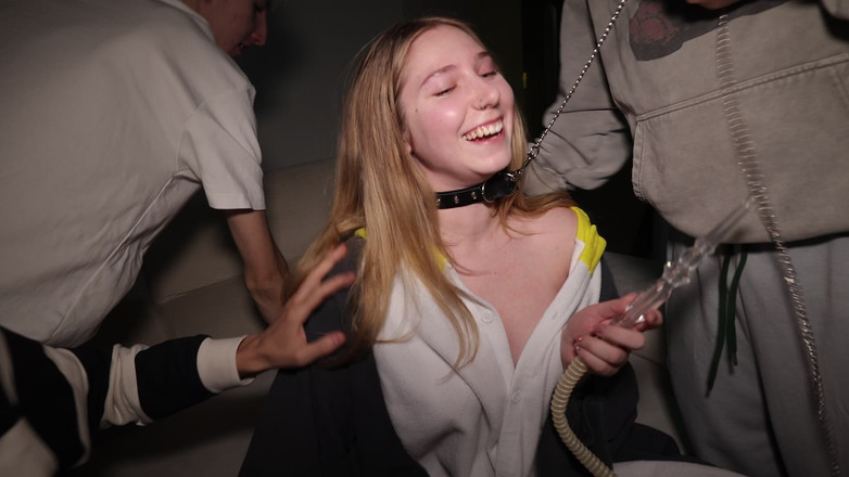 Ethan Lestray studio: Partie 1 Mecs À Grosse Bite À La Fête Baise La Chatte Serrée...