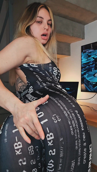 Keilafilms: Bu orgazm için anal ve dildo tak