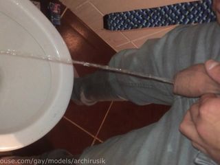 Femboy vs hot boy: Chłopcy z toalety w spermie od pierwszej osoby! Pieprzę tę...