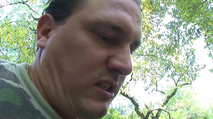 Porn XN: Slutty blonde takes a break to get her ass and...
