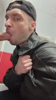 Scally Chav Boy in Leather Jacket Try Glory Hole in the First Time