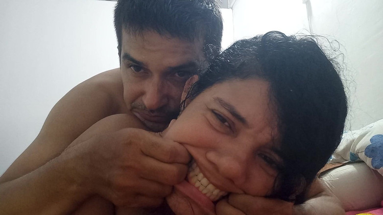 Valkyrie and Luigy Couple: Moje přítelkyně je submisivní děvka princezna Miluje velké ptáky a šukání...