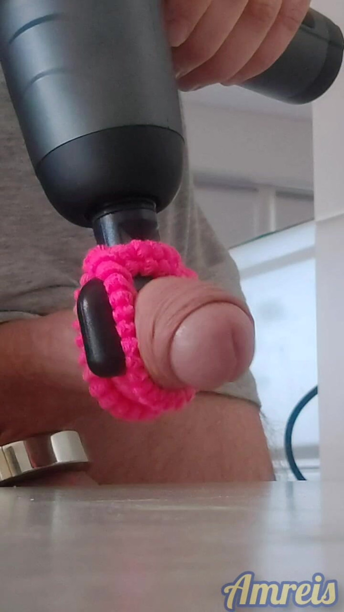 Amreis: A Massage Toy Milks My Cock to a Pulsating Orgasm