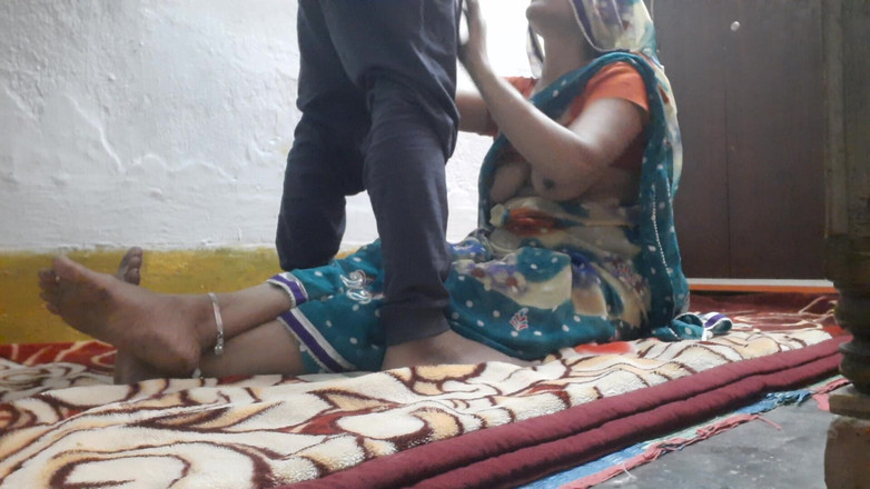 Busty Banuu: Genç hizmetçi ile ateşli romantizm