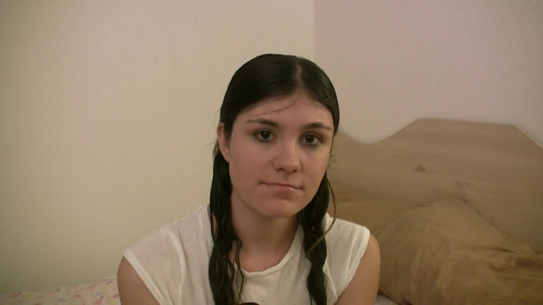 Dirty Teeny: Una bella teen amatoriale fa quello che dice