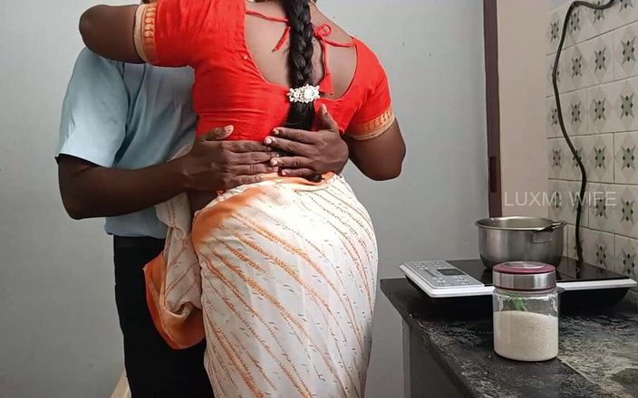 Luxmi Wife: Bankmanager fickt Hausfrau in Sari für Kredittilgung