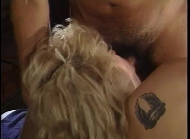 Vintage Usa: Huge boobs blonde double penetrated dildo threesome playing