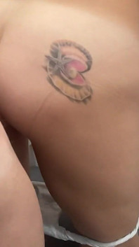 Minha vizinha vindo ao meu banheiro. De quatro sexo e punheta até gozada