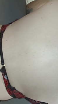 Vú to người Mỹ gốc Á Sissy Tranny Trap bị banh ra bởi một con cu khổng lồ