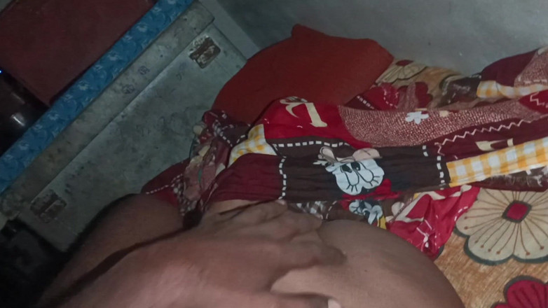 Starling: Vidéo porno desi par un couple romantique