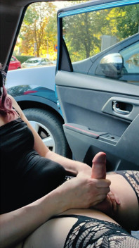 Daring Cumshot While Blindfolded in a Busy Parking Lot