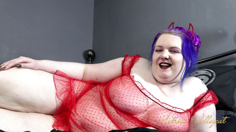 Mxtress Valleycat: Hocus pocus odak kaybediyor