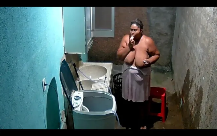 Jeanne Welsh: Camera - Neighbor Masturbates in Her Backyard and Her Neighbor Watches...