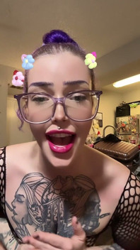 Do I Look Sexy in Fishnets?
