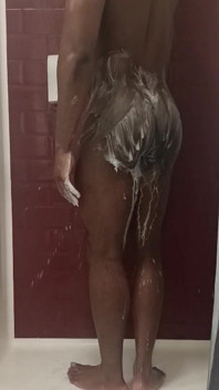 Lavage Au Ralenti Sous La Douche