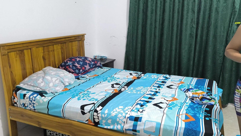 NEGRITA SEXY: Roccia, Carta, Forbici !! Il mio fratellastro gay è nella mia stanza...