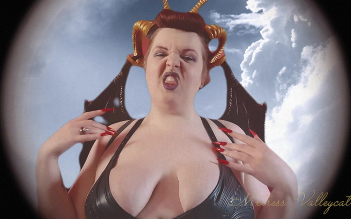 Mxtress Valleycat: Cosplay Day Drain