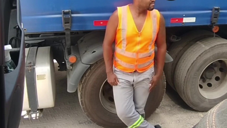 TheBlacKHunterr: Innan du lastar lastbilen