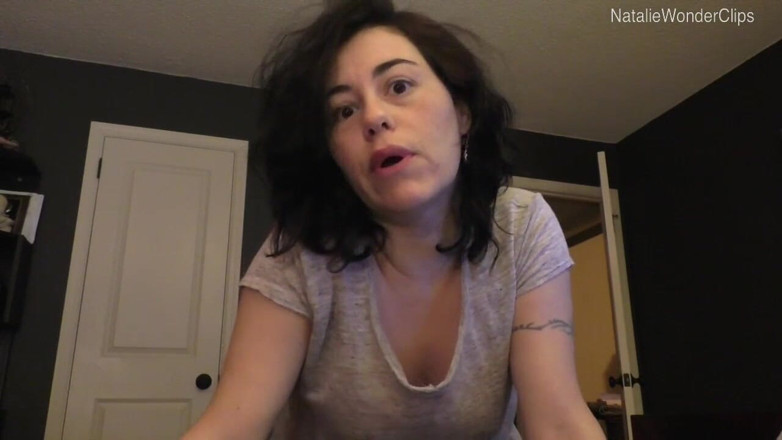 Natalie Wonder: Solo quiero verlo hermanastro ... Para que pueda deslizar esa gran...