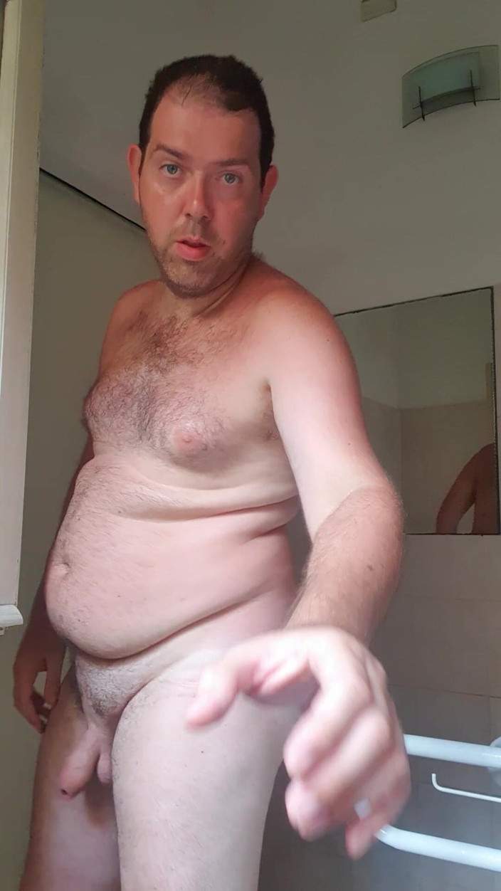 Mirko2589: All Naked in a Pubblic Bathroom