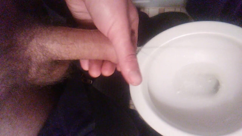 LilTaste: Mtf Pissing After Cumming an Hour Prior