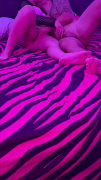 Gymfriend Fucks Me Bareback in Front of My Hubby