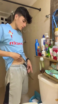 Andreszp solo mit Öl nach der dusche