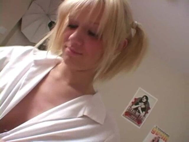 LegalThisWeek: Dani donne un lapdance avec Dani Wild