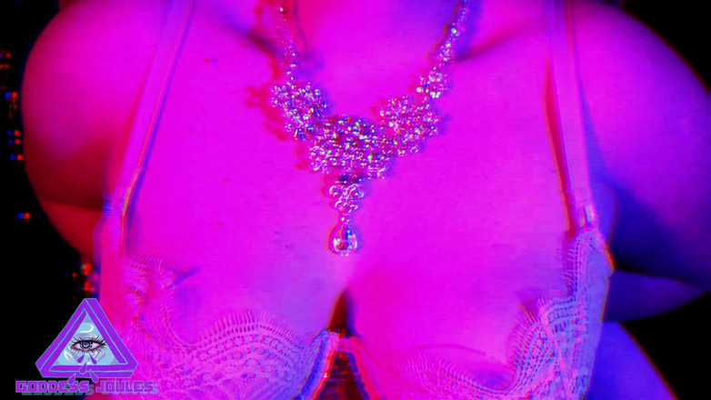 goddessjoules: Cumpleaños tetas