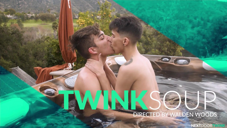 Next Door Studios: NextDoorTwink - Intenzivní výstřiky pro dvě roztomilé twinky