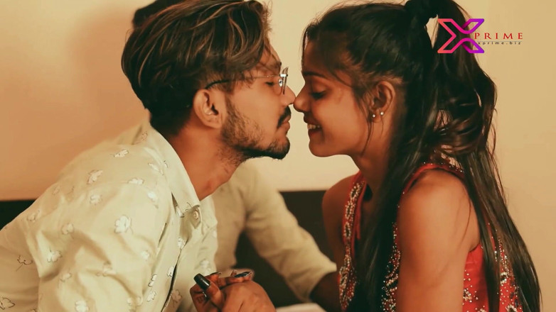 Indian Erotica: Nejžhavější indický sex ve třech s krásnou dívkou