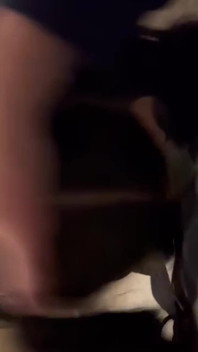 Moglie infedele con il migliore amico del marito