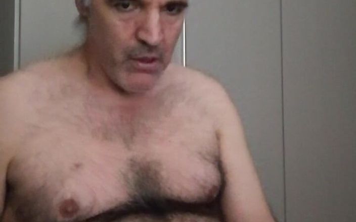 Setesesso7: Davide'in yarak mastürbasyonlarını seviyorsun
