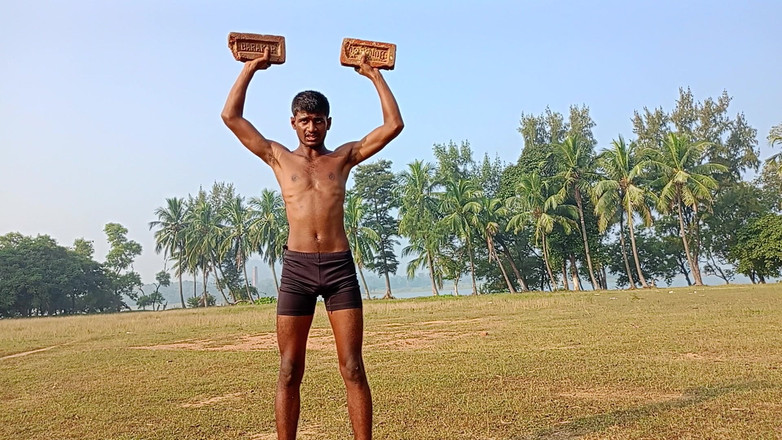 LinearOrnament35: Land Ko Lamba Karo Allenamento Karke