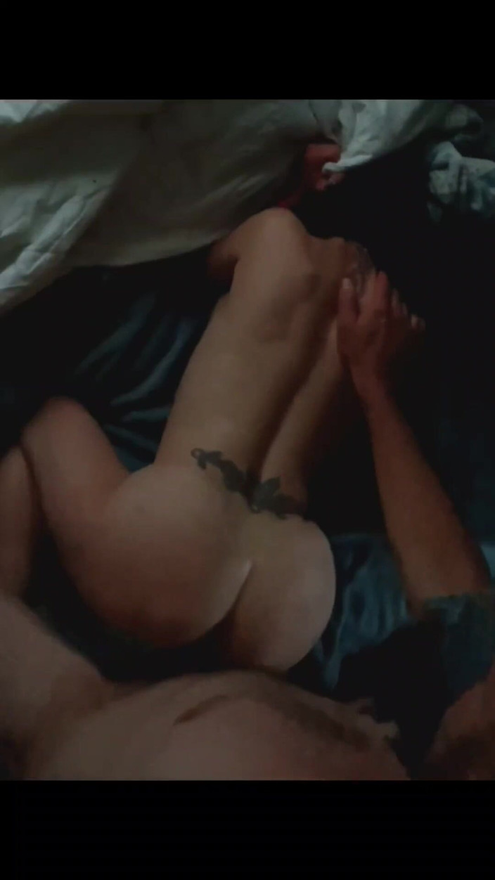 Pussy hound: Stiefschwein fickt teil 3