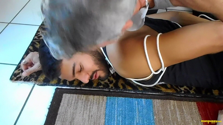 Man Puppy: 浮気者はくすぐる