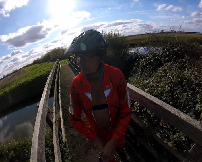 Andy: Plimbare cu bicicleta