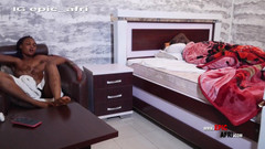 Epicafri: Me desperté con ella cachonda y masturbándose, tengo que