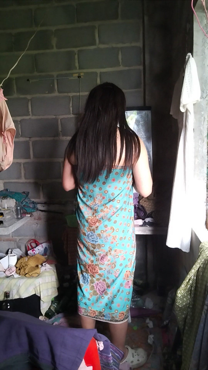 Fampfy Nana: Je prends joyeusement un bain