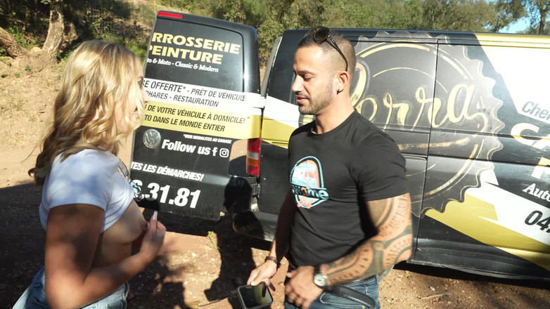 Jetsexproductions: 2 děvky na běžeckém kurtu