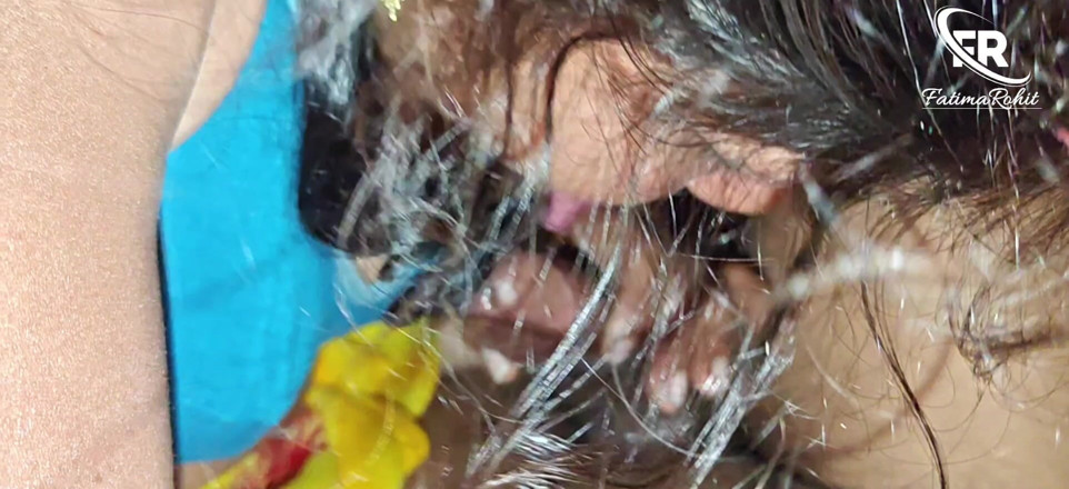 Fatimaxyz: Masserade sin mans penis med munnen