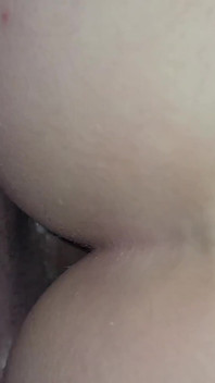 Homemade - rekaman seks gaya doggy sampai orgasme pov