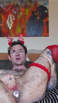 Tesão ftm xxx pula stripteases para o seu presente de natal, esfrega sua buceta rosa para tremer orgasmo