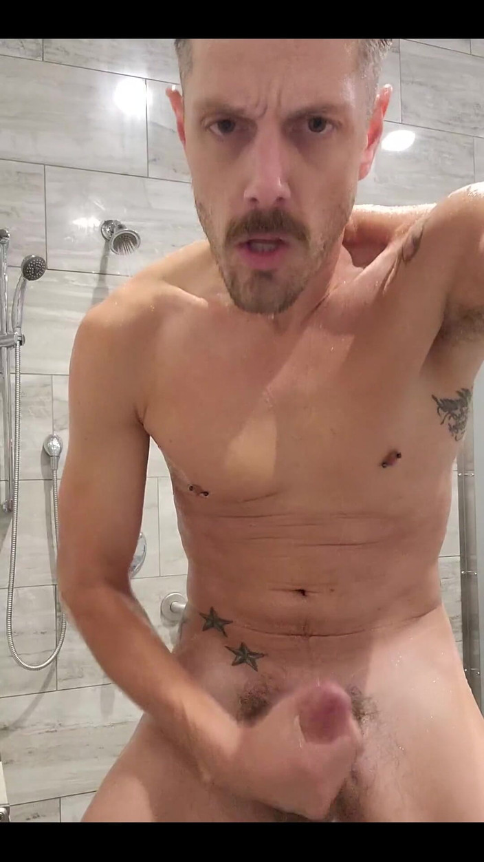 KingB8er: Super Fucking Horny at the Gym and Needed to Release...