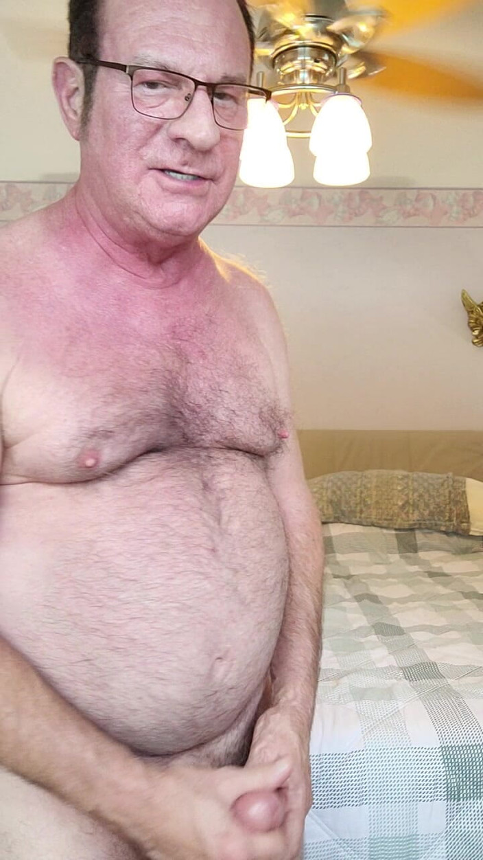 DaddyLNargo: Děda je sexy