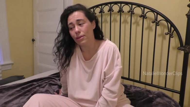 Natalie Wonder: La tua grande matrigna- affamata di sesso e assetata di...