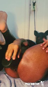 Mírame, temblando de placer mientras mi cuerpo es tocado y mi d* con contracciones.
