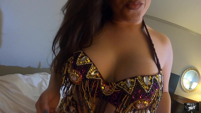 Breed My Hotwife: Geile hausfrau valentina Bellucci sehnt sich nach indischem schwanz