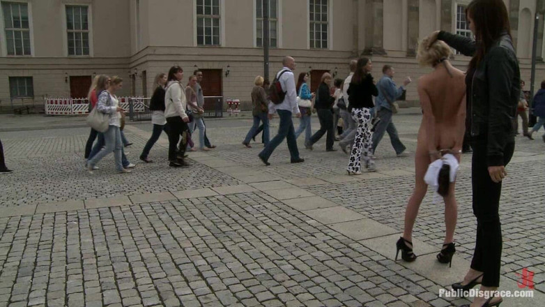 Public Disgrace by Kink: Baise gratuite