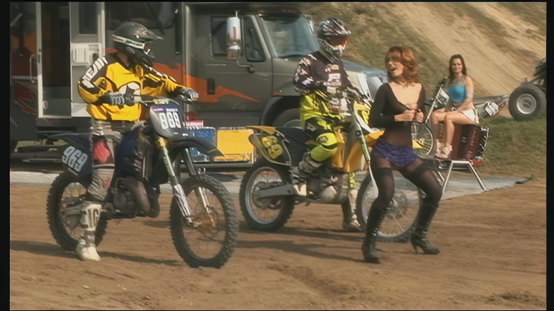 American Hardcore xxx: Holky jsou sexy a nadržené připraveny na divoké trojkové šukání kompilace